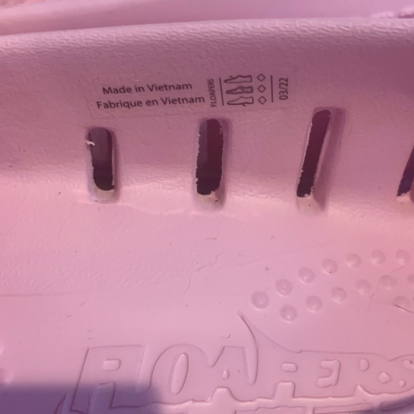 Chic Pink Women's Moccasins - Picture 4 of 6